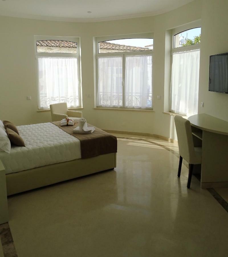 Bowen, Luxury Suites Lagos Ngoại thất bức ảnh