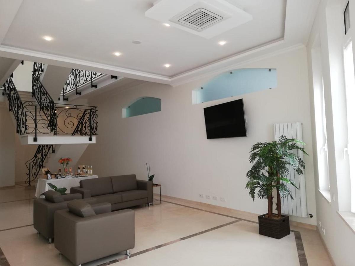 Bowen, Luxury Suites Lagos Ngoại thất bức ảnh
